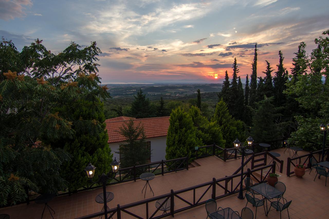 Hotel Filosxenia Roxani Country House Marónia Exterior foto